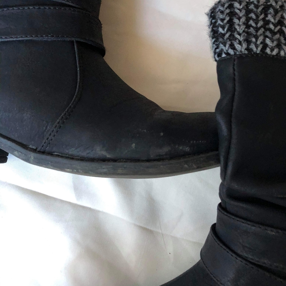 Worms Black Boots With Socks - Picture 5 of 6